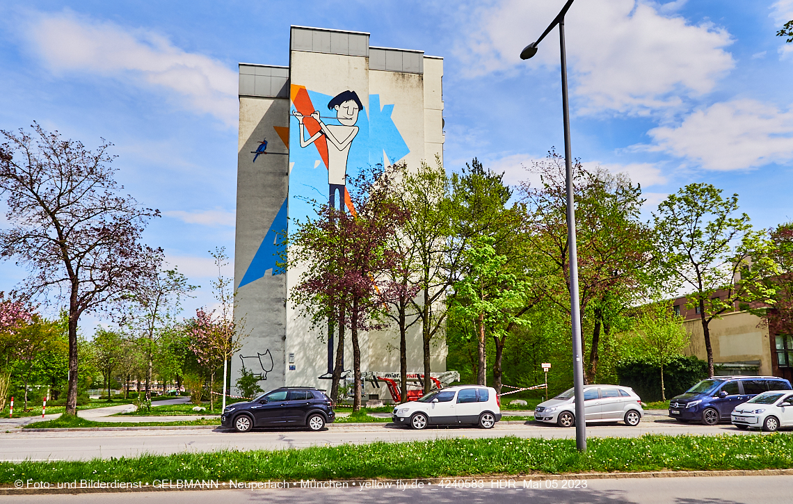 05.05.2023 - Graffiti am Karl-Marx-Ring 75 in Neuperlach